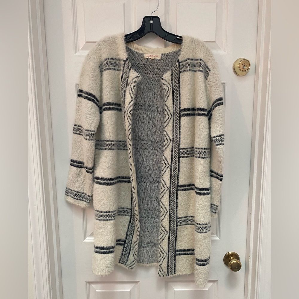 Solitaire Women's Cream and Gray Long Cardigan - Medium